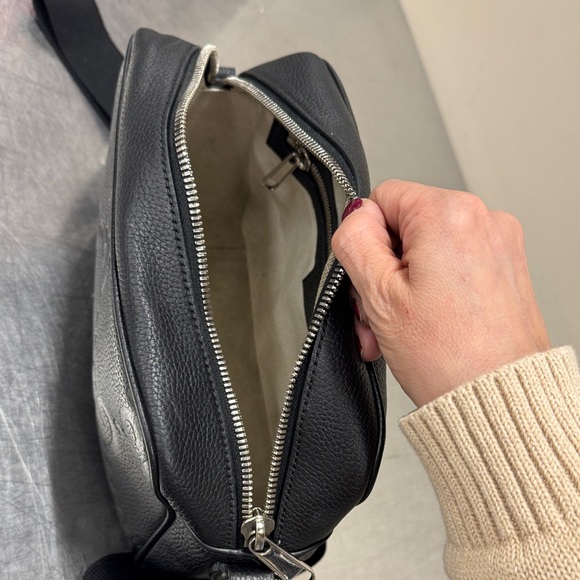 Black Gucci Leather Jumbo Messenger Crossbody Bag - Picture 5 of 9